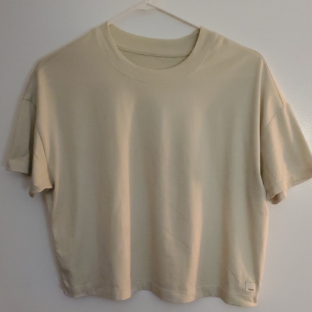 Vuori Men's Short Sleeve Cream Tee